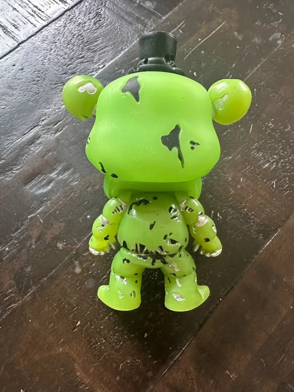 Five Nights at Freddy's Glow-In-The-DarNeon Green Horror Bear Collectible Figure